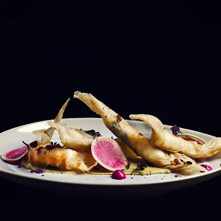 Restaurant La Cote Revee ホテル ルカート