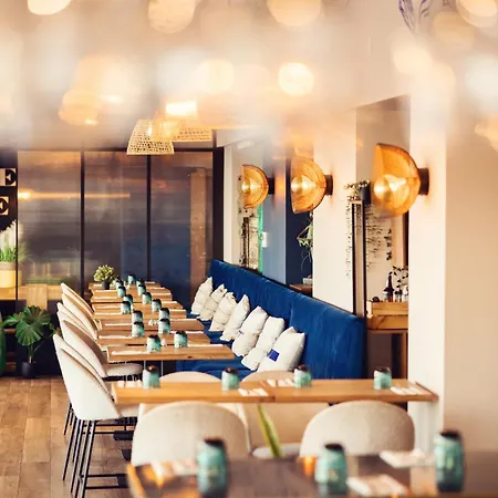 Restaurant La Cote Revee ホテル ルカート