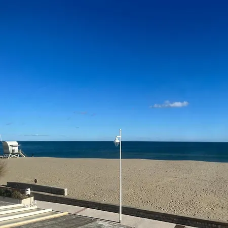 ホテル Restaurant La Cote Revee