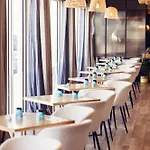 호텔 Restaurant La Cote Revee *