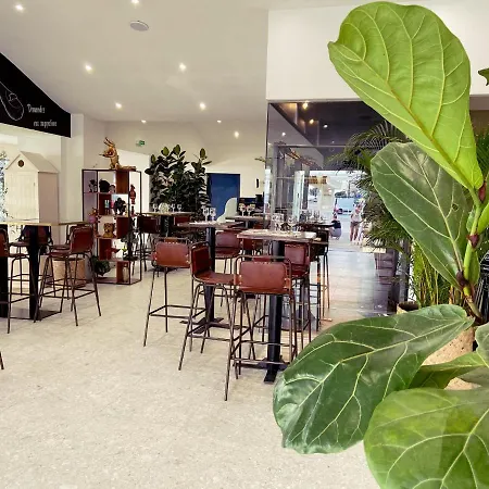 Restaurant La Cote Revee * Лёкат