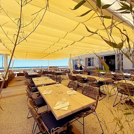Restaurant La Cote Revee Hotel
