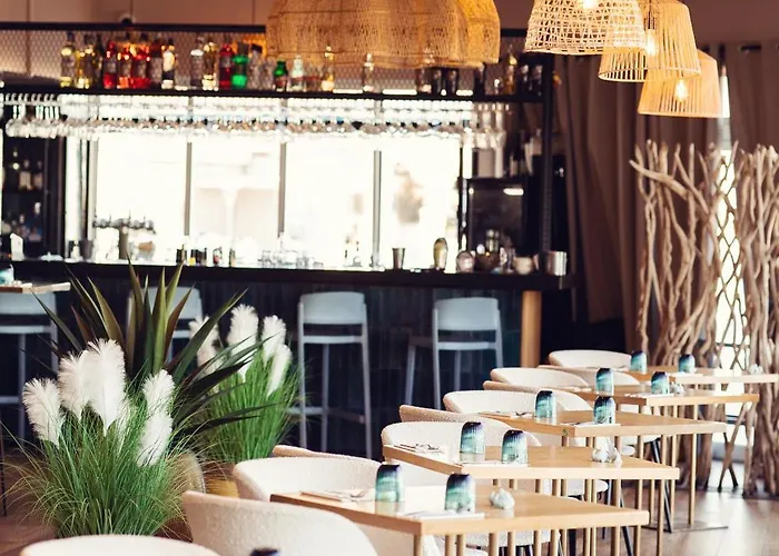 Restaurant La Cote Revee Hotel *